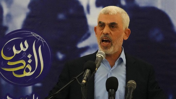 Hamas menunjuk Yahya Sinwar sebagai pemimpin politik barunya menggantikan Ismail Haniyeh yang tewas terbunuh di Teheran. Ini sosoknya.