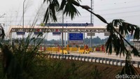 Dengan demikian, tol yang akan mengurangi beban Tol Tangerang-Merak ini dapat dioperasikan pada Kuartal 3 tahun 2024.