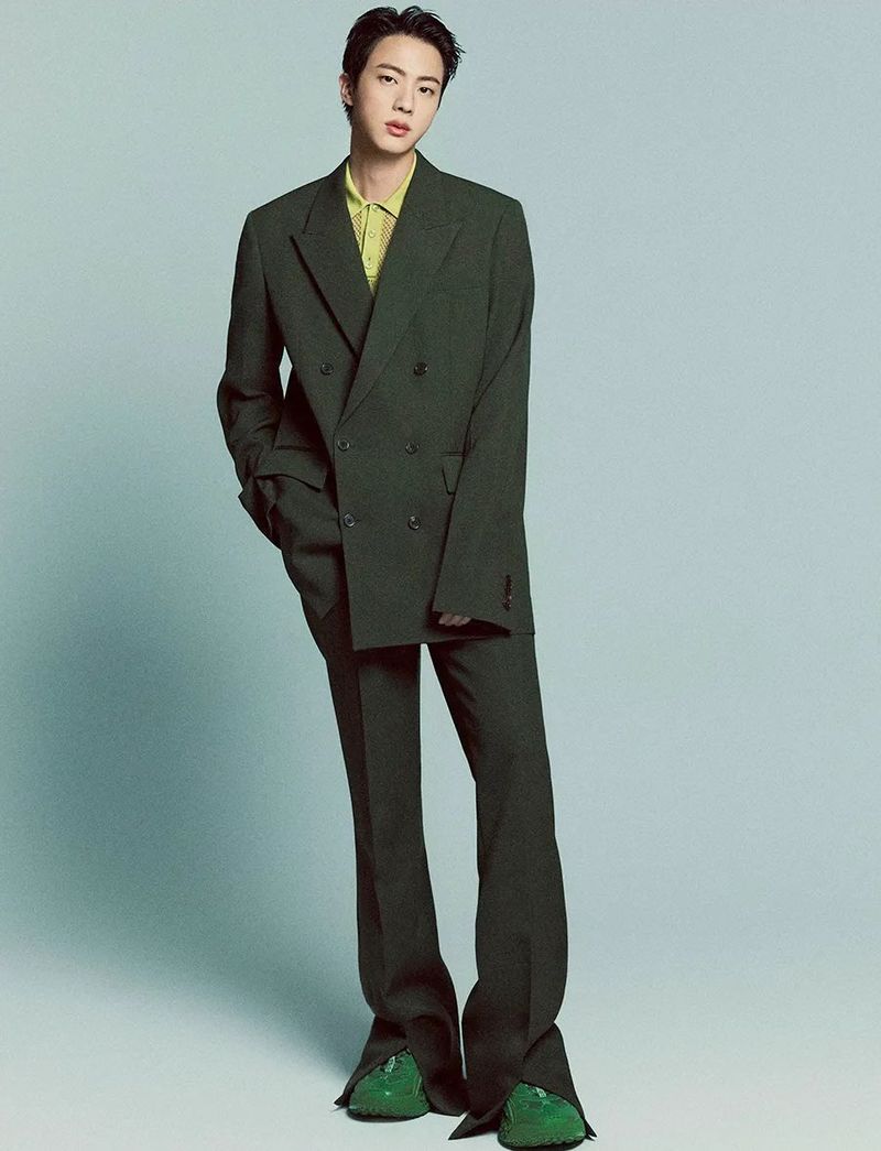 Jin BTS jadi global ambassador terbaru Gucci