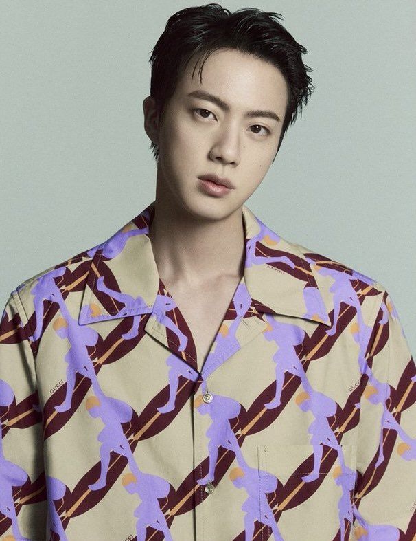 Jin BTS jadi global ambassador terbaru Gucci Jin BTS jadi global ambassador terbaru Gucci