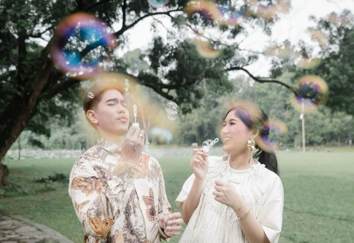 Kaesang dan Erina Gudono Kaesang dan Erina Gudono