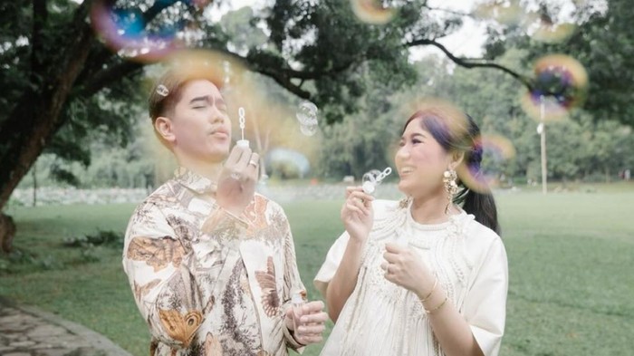 Kaesang dan Erina Gudono