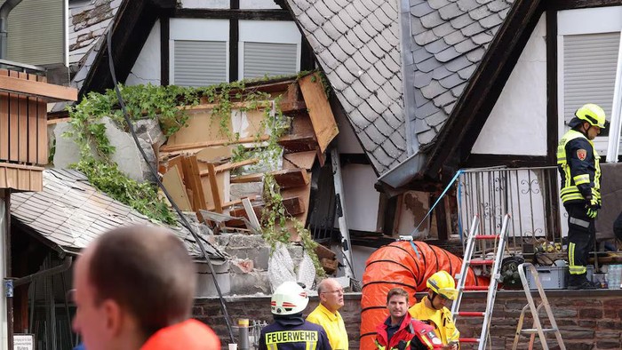 Tragedi Mengerikan: Keruntuhan Hotel di Jerman Menewaskan Dua Orang, Lainnya Terjebak