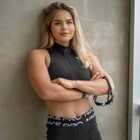 Luana Alonso sebelumnya telah mengumumkan keputusan untuk mundur dari dunia renang setelah menuntaskan tugasnya di Olimpiade Paris 2024. Namun hal tersebut bukan jadi alasan kepergiannya dari wisma atlet Olimpiade. Dikatakan jika Alonso terpaksa dipulangkan karena bikin tidak nyaman. Foto: Instagram Luana Alonso