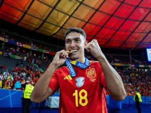 Respons Zubimendi Usai Dikaitkan dengan Manchester City