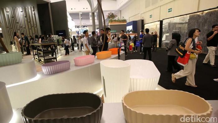 Pameran arsitektur dan interior terbesar di Indonesia, IndoBuildTech Expo kembali digelar. Yuk lihat.
