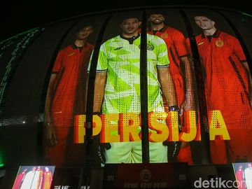 Persija Kenalkan Skuad dan Jersey Baru untuk Liga 1 Musim Depan