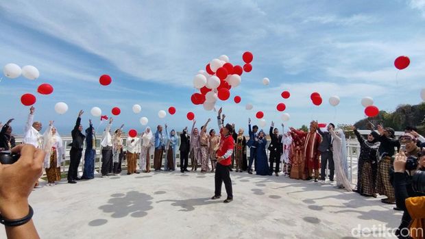 Suasana nikah gratis yang diikuti 25 pasangan di HeHa Stone Valley, Gunungkidul, Rabu (7/8/2024).