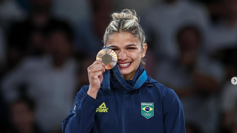 Potret Cantik Atlet Wanita Olimpiade Paris 2024 yang Curi Perhatian