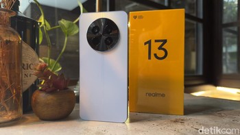 Demi memberikan pengalaman mulus saat main game, Realme memberikan GT Mode. Ketika mengaktifkan fitur GT Mode, pengguna dapat mengoptimalkan frame rate dan respon sentuhan, serta menonaktifkan notifikasi yang masuk. / Foto: Adi Fida Rahman/detikINET