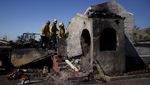 Semak Belukar di California Terbakar, Rumah-rumah Warga Hancur