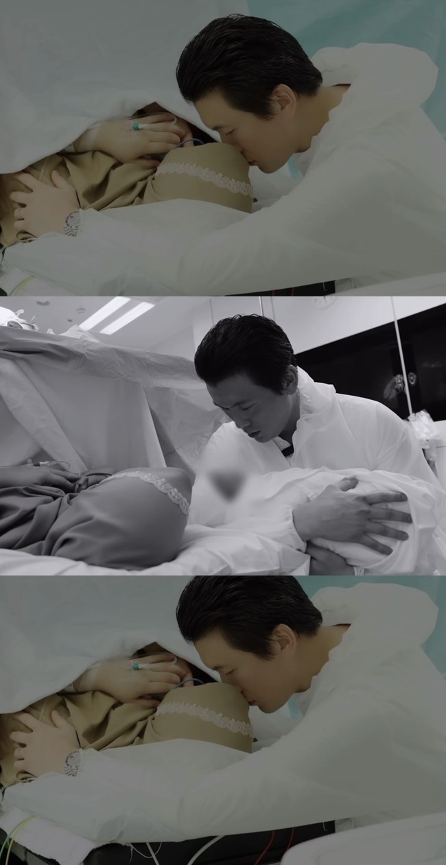 Sesaat setelah putrinya lahir, Reino juga langsung menggendong dan mengumandangkan adzan di telinga putrinya tersebut. Foto: Instagram/@princessyahrini