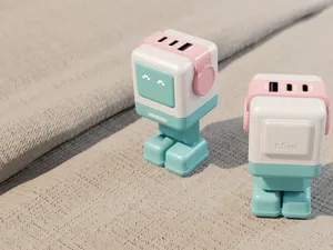 Adaptor Ugreen Robot GaN Tampil Imut Dukung Fast Charging, Harganya?