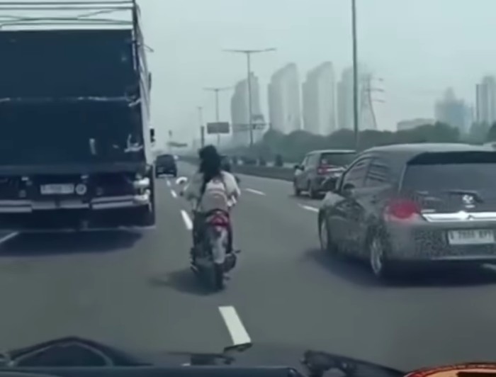 Asmara Kandas, Pemotor Kini Hilang Misterius di Tol Jakarta-Utarasetelah Keluar dari Babelan