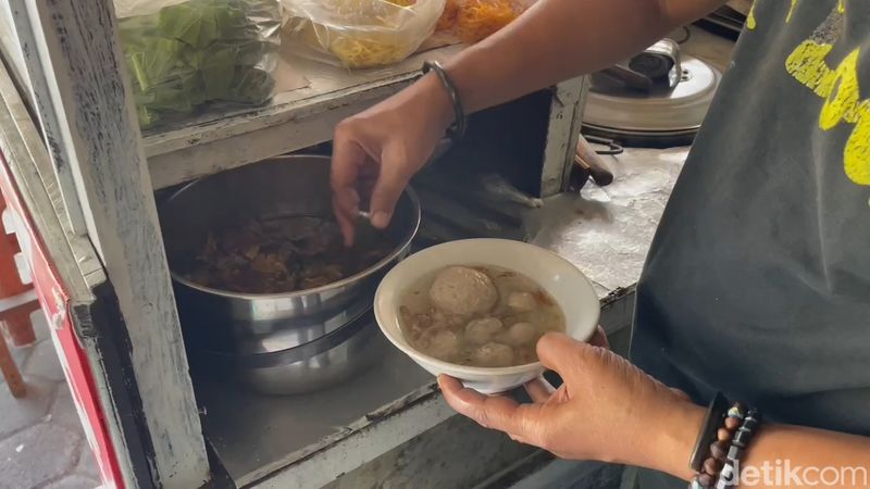 Warung Bakso dan Mie Ayam Hamas