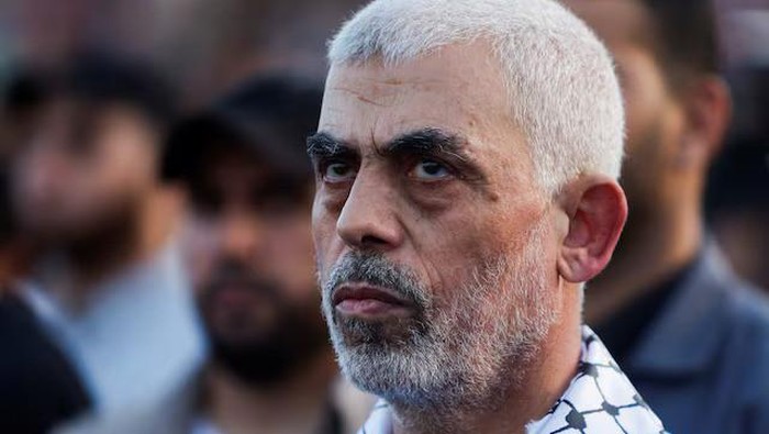 Hamas leader Yehya Al-Sinwar looks on as palestinians Hamas supporters take part in an anti-Israel rally over tension in Jerusalems Al-Aqsa mosque, in Gaza City October 1, 2022. REUTERS/Mohammed Salem/File Photo Purchase Licensing Rights