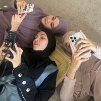 Kepergian Zaskia Adya Mecca tidak sendiri tapi ditemani rekan lainnya, termasuk selebgram Hamidah Rachmayanti, Ratna Galih, dan Indadari. Foto: Instagram @hamidahrachmayanti