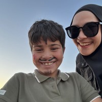 Zaskia Adya Mecca terbang ke Amman, Yordania, yang menjadi salah satu kamp warga Palestina. Tujuannya pergi ke kamp Palestina untuk menyalurkan donasi yang sudah digalang sejak November lalu. Foto: Instagram @zaskiamecca