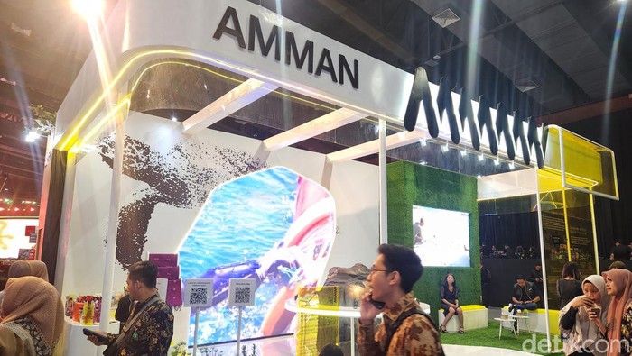 AMMAN Pamer Upaya Jaga Lingkungan di Festival LIKE 2 PT Amman Mineral Nusa Tenggara (AMMAN) jadi salah satu peserta pameran yang ada di ajang Festival LIKE 2. Dalam kesempatan kali ini, industri tambang tembaga dan emas yang memiliki site di Sumbawa Barat ini memamerkan segala upayanya dalam menjaga kelestarian lingkungan.