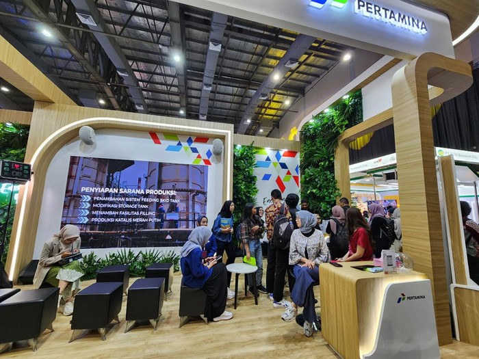 Booth Pertamina di Festival LIKE 2