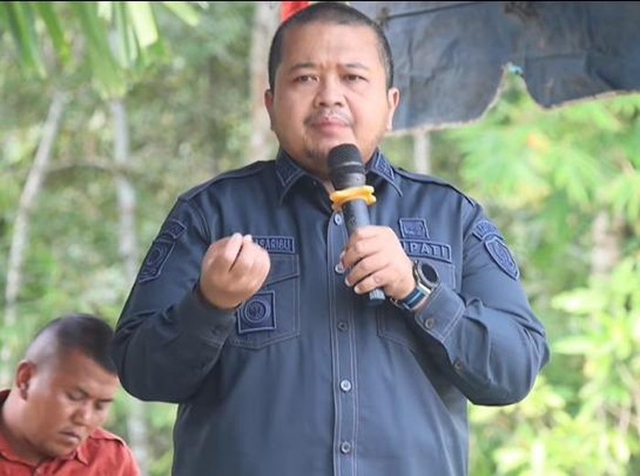 Bupati Tapsel Dolly Pasaribu (Foto: Dok. Instagram@hajidolly pasaribu)