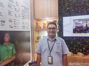 Kontribusi APRIL Group Tekan Kemiskinan Ekstrem Warga Lokal