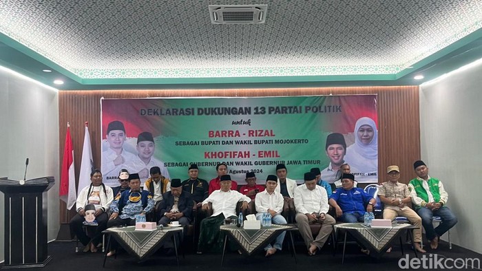 deklarasi 13 partai pengusung dan pendukung Mubarok di Universitas KH Abdul Chalim