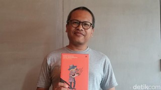 Ngobrol Bareng Eka Kurniawan soal Anjing Mengeong, Kucing Menggonggong