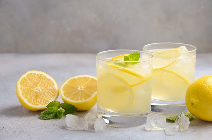 Ilustrasi air lemon
