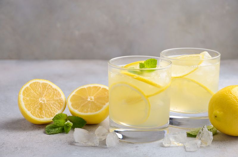 Ilustrasi air lemon