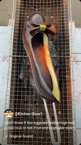 jajanan china unik berupa terong bakar berbentuk sepatu heels