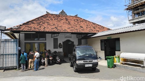 Jenazah mantan Rektor Unud I Nyoman Gde Antara masih dititipkan di ruang jenazah RSD Mangusada, Kelurahan Kapal, Mengwi, Badung, Kamis (8/8/2024).