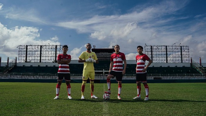 Jersey baru Madura United Liga 1 musim 2024/2025