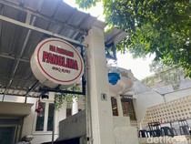 Iga Panggang Panglima, Restoran Viral yang Jadi Incaran Bule-bule