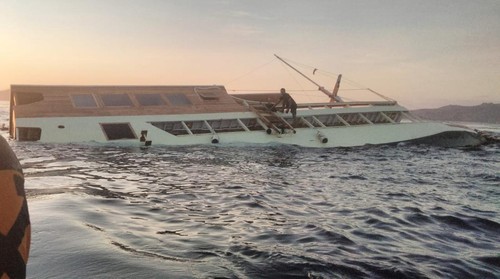 KapalMonalisa 1 tenggelam di perairan Taman Nasional Komodo, Manggarai Barat, NTT, Kamis (8/8/2024) pagi.