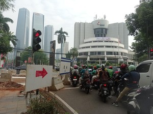Lalin Kuningan Jaksel Macet, Kendaraan Mengular di Jl Rasuna Said-Gilimanuk