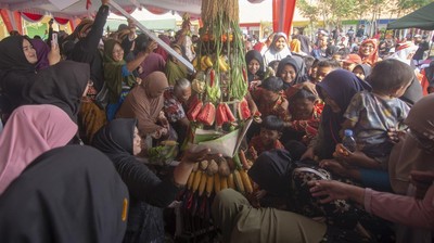 Kemeriahan Sedekah Waduk Cengklik di Boyolali
