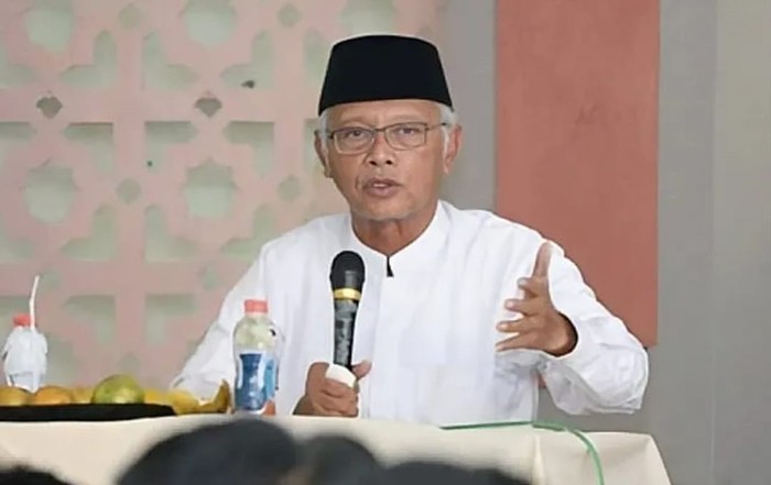 Ketua Majelis Ulama Indonesia (MUI) KH Anwar Iskandar
