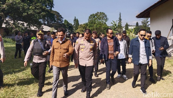 Kunjungan Komisi III DPR ke SMAK Dago di tengah isu sengketa lahan