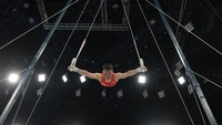 Xiao Ruoteng, dari Tiongkok, tampil di atas ring selama final senam artistik putra di Bercy Arena pada Olimpiade Musim Panas 2024, Rabu, 31 Juli 2024, di Paris, Prancis. (AP Photo/Abbie Parr)  