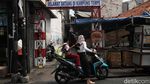 Melihat Aktivitas di Kampung Tempe Jakarta