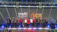 InaRI Expo 2024 adalah momentum penting untuk memperlihatkan potensi, kapasitas dan kemampuan komunitas periset, dan aktivitas riset serta inovasi di Indonesia. Ini adalah wujud nyata dari semangat gotong royong dan kerja keras kita semua untuk membawa Indonesia menuju masa depan yang lebih cerah dan berdaya saing, ujar Tri. Foto: Cicin Yulianti