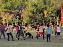 Laga Sepakbola Tarkam di Pinrang Ricuh, Pemain-Penonton Baku Hantam