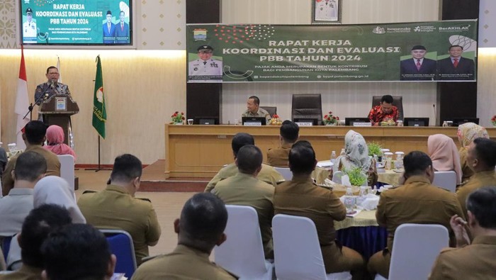 Pemkot Palembang melalui Badan Pendapatan Daerah (Bapenda) menargetkan Pajak Bumi dan Bangunan (PBB) 2024 sebesar Rp 280 miliar. Untuk merealisasikannya, Pemkot terus berupaya memaksimalkan potensi pendapatan daerah.