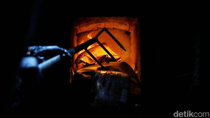Pemusnahan narkoba di Polda Metro Jaya Polda Metro Jaya melaksanakan pemusnahan barang bukti ratusan kilogram narkotika di Polda Metro Jaya, Kamis (8/8/2024).