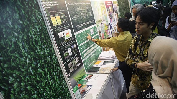 Potret Ramainya Pengunjung Festival LIKE 2 di JCC