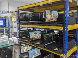 Melihat Laptop Asus Dirakit Sampai Disiksa di Batam