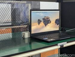 Melihat Laptop Asus Dirakit Sampai Disiksa di Batam