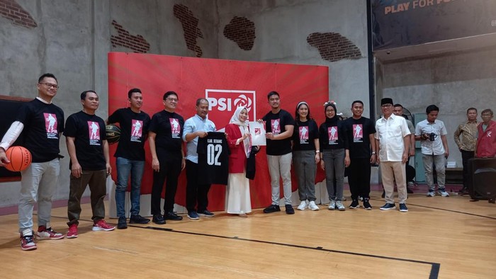 Ratu Rachmatu Zakiyah-Najib Hamas mendapat dukungan dari Partai Solidaritas Indonesia (PSI) untuk Pilbup Serang 2024. Dok. istimewa