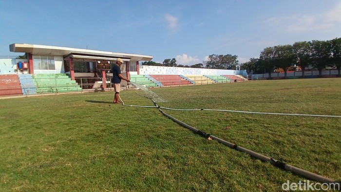 Stadion Untung Suropati Kota Pasuruan